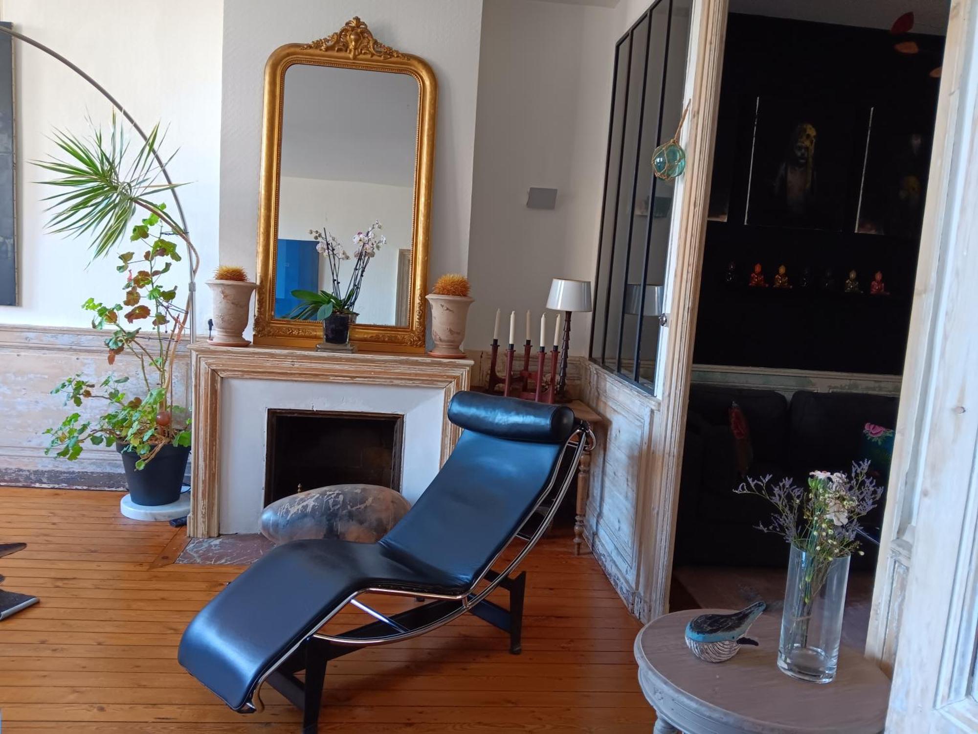 The 90m2 Au Coeur De La Vieille Apartment *